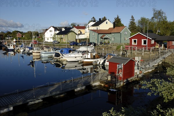 Boat harbour in Kabelvag, Austvagöy, Lofoten, Norway, Europe