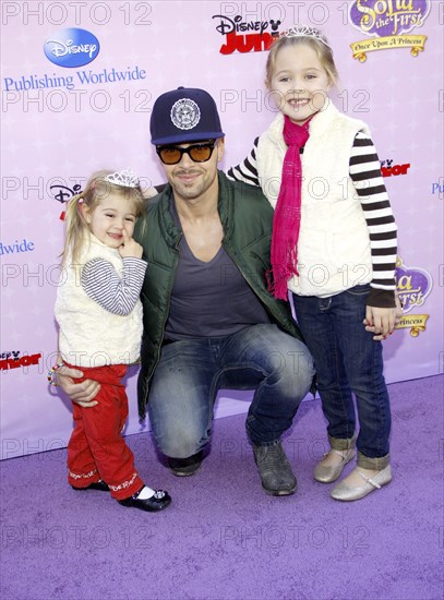 Joey Lawrence, daughters Liberty Grace Lawrence and Charleston Lawrence at the Los Angeles premiere