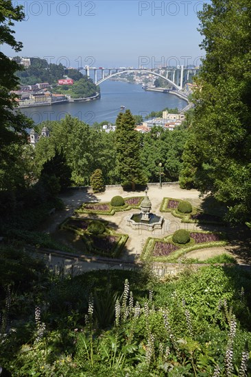 Garden Crystal Palace Porto