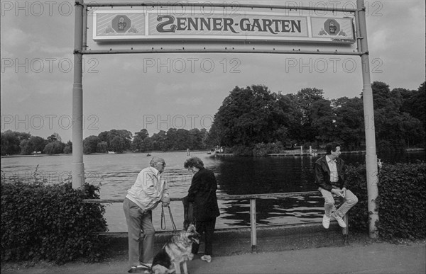 Germany, Berlin, 27 June 1991, landing stage, Zenner-Garten in Treptower Park, Europe