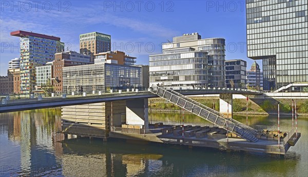 The jetty and the buildings in the media harbour