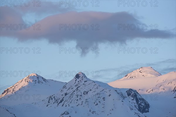 Cloud over the Rotspitze 3347 m, Innere Gramsenspitze 3159 m and Hintere Schranspitze 3357 m, from