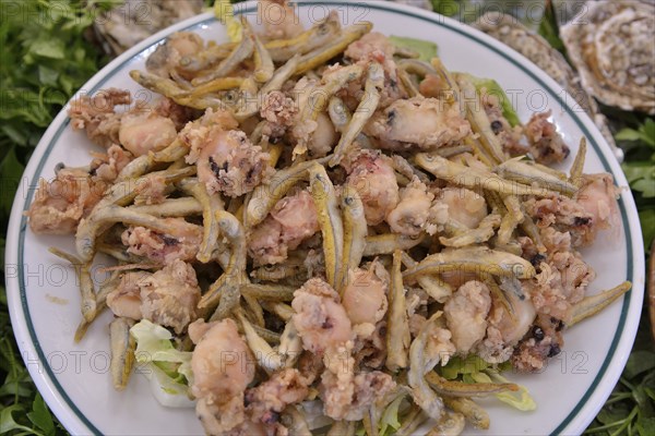 Fried fish, display at a fish restaurant in the fishing port of Calp or Calpe, Calp, Costa Blanca,