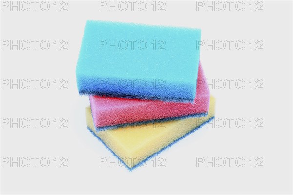Cleaning sponges