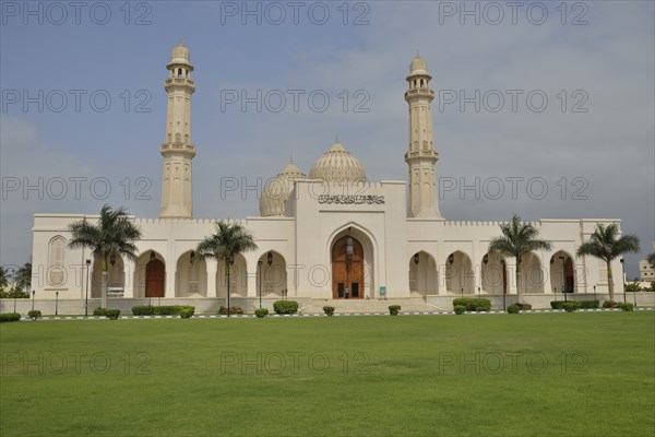 Sultan Qaboos Mosque, classical Medina architecture, Salalah, Orient, Oman, Asia