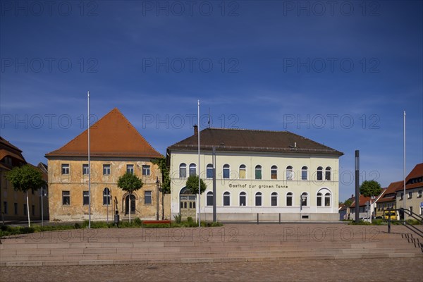 Dahlen market square with the Gasthof zur grünen Tanne (Green Fir Inn)