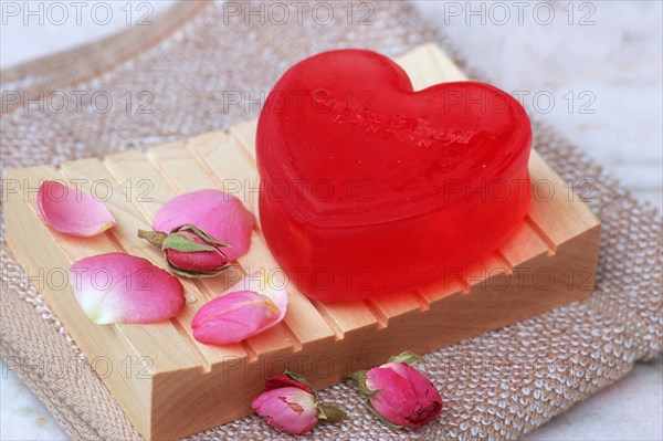 Rosessoap and flower petals, -soap, flower petals