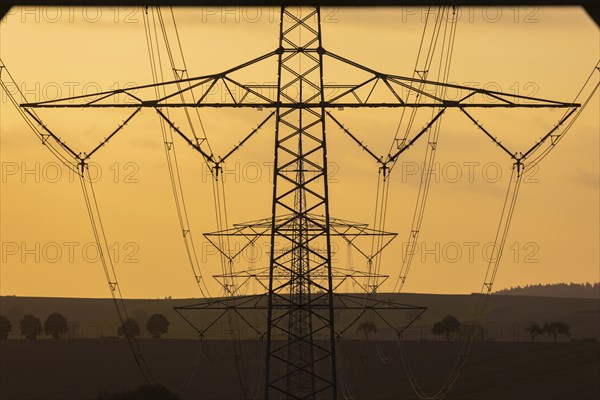 Overhead line near Ölsa in the Osterzegebirge mountains
