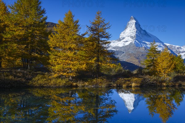 Matterhorn and Lake Grindji, Valais, Switzerland, Europe