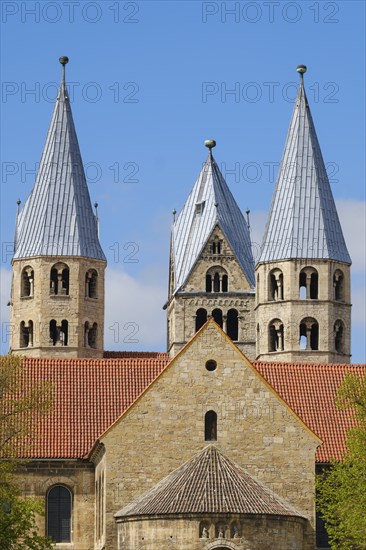 Church of Our Dear Lady, Romanesque Basilica, Domplatz, Halberstadt, Harz Mountains, Saxony-Anhalt,