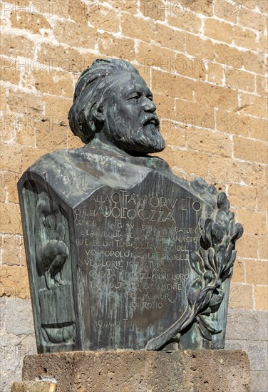 Statue of Adolfo Cozza, Orvieto, Umbria, Italy, Europe