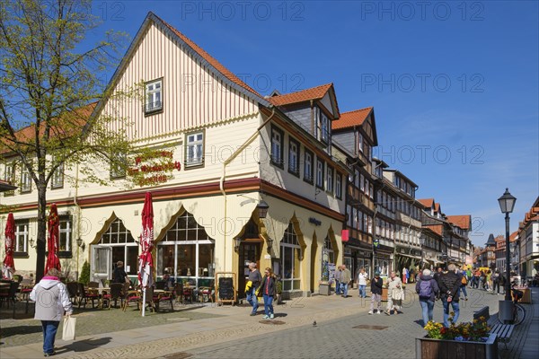 Lively Breite Straße, pedestrian zone, Wernigerode, Harz, Saxony-Anhalt, Germany, Europe