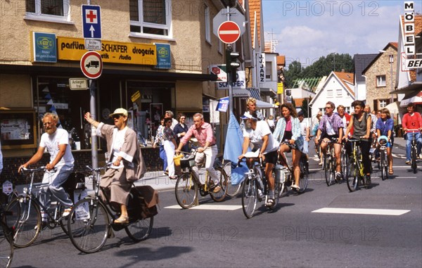 In which also numerous amateur cyclists participated on 7. 8. 1989. in which also numerous amateur
