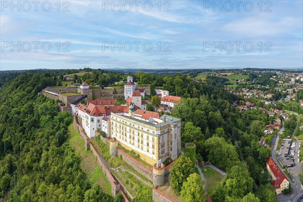 Veste Oberhaus, built 1219-1800, aerial view, Dreiflüssestadt Passau, independent university town,
