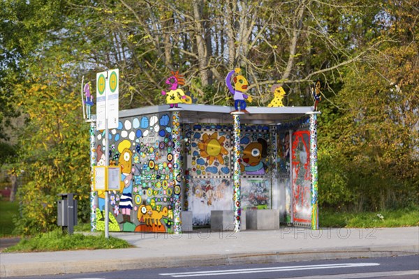Borna is a large district town in Saxony, about 30 km south of Leipzig. A new stop by the artist