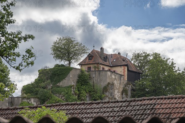 Betzenstein Castle is a medieval hilltop castle in Betzenstein, Upper Franconia, Bavaria, Germany,