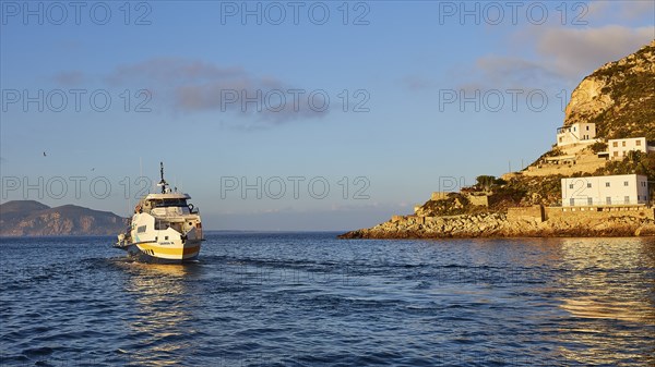 Morning light, hydrofoil, hydrofoil, Liberty Lines, Carmen M., Levanzo town, main town, Levanzo,