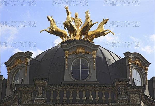 Golden quadriga guided by a torch-bearing Apollo, detail on the Temple of the Sun at the Hermitage