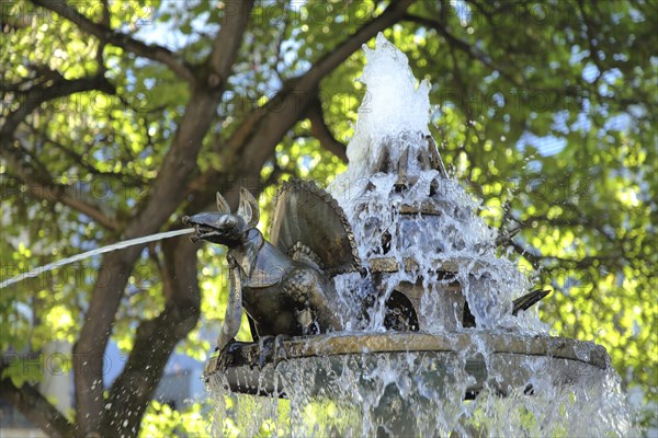 Dragon as mythical creature from the Elwetritschenbrunnen by Gernot Rump 1978, sculpture, work of