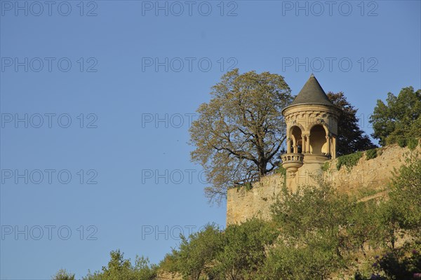 Tower or temple of Winzingen castle and palace in Haardt, Neustadt an der Weinstraße,