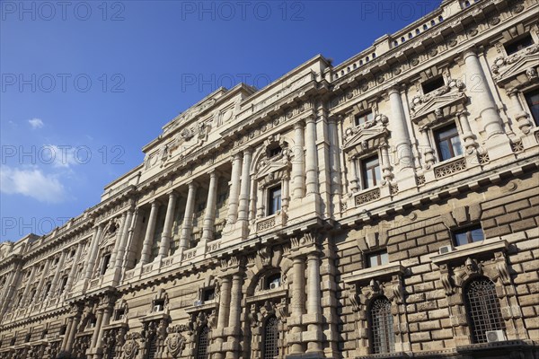 Palazzo di Giustizia, Palace of Justice, Prati district on the banks of the Tiber, Rome, Italy,