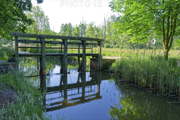Lock on the Friedrichskanal and Dannefelder Moorgraben in the UNESCO Drömling Biosphere Reserve.