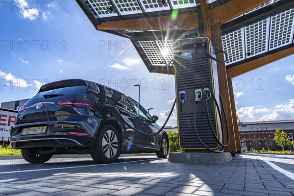 E-fuelling station on the site of the former Lohberg colliery in Dinslaken, 4 300 kW fast-charging