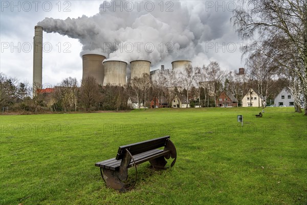 Lignite-fired power station, RWE Power AG Niederaußem power station, Auenheim district, directly at