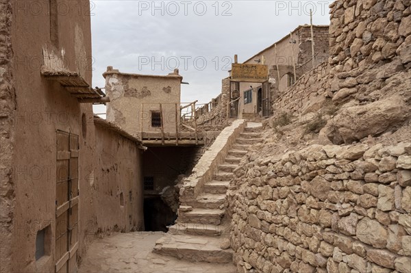 Old fortress (ksar) made of clay, Kasbah Ait Ben Haddou, UNESCO World Heritage Site, High Atlas,