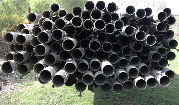 Tube piping of irrigation pipes