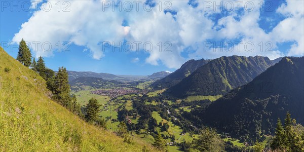 Panorama from Himmelschrofen, 1790m, into the Illertal and Oberstdorf, Allgäu Alps, Allgäu,