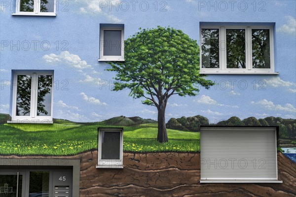 Residential buildings on Feldsieper Straße in Bochum, after an energy-efficient refurbishment, with