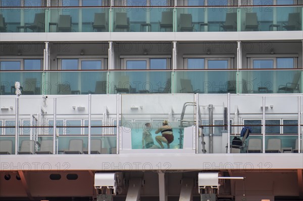 Cruise ship Iona of the British shipping company P&O Cruises, the largest cruise ship ever built in