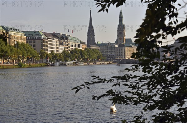Europe, Germany, Hanseatic City of Hamburg, Jungfernstieg, Ballindamm, View to the City Hall,