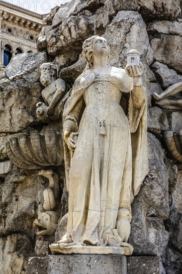 Fontana dei quattro continenti, Fountain of the Four Continents, Giovanni Mazzoleni, 1750, Piazza