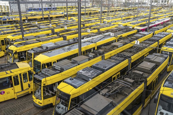 Warning strikes in local public transport, Ruhrbahn trams at the depot, VERDI union members on
