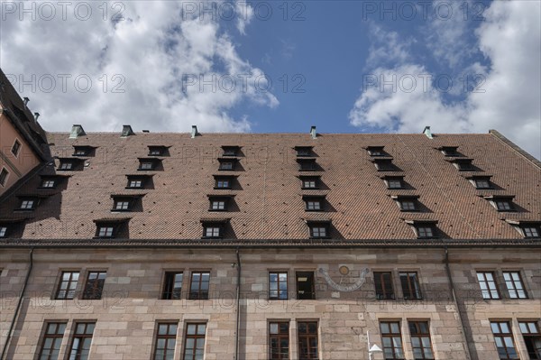 Dormer windows on the historic toll hall, built 1498-1502, former granary, Hallplatz 2, Nuremberg,