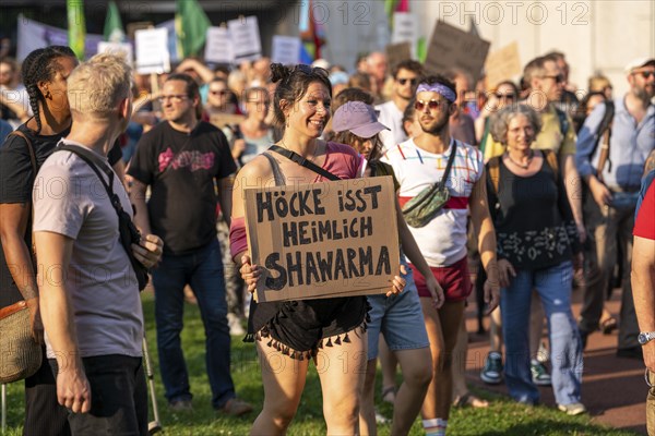Protests against a so-called citizens' dialogue of the AfD in the Philharmonie in Essen, the