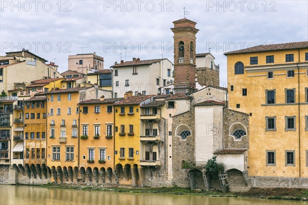 House facades, old town, Ponte Vecchio, architecture, historical, history, culture, city trip,