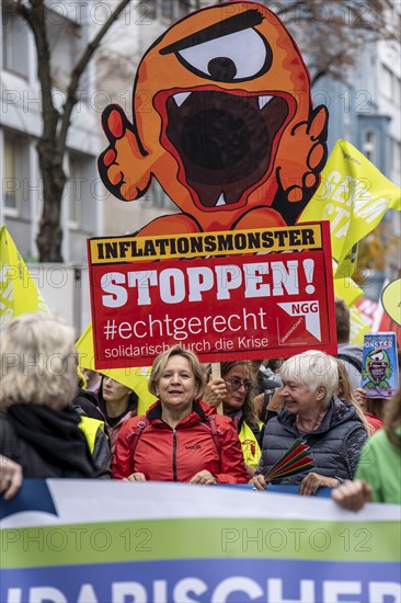 Demonstration by the Solidarity Autumn Alliance against the consequences of inflation and high