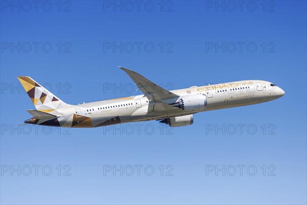 An Etihad Boeing 787-9 Dreamliner aircraft with the registration A6-BNB at Frankfurt Airport,
