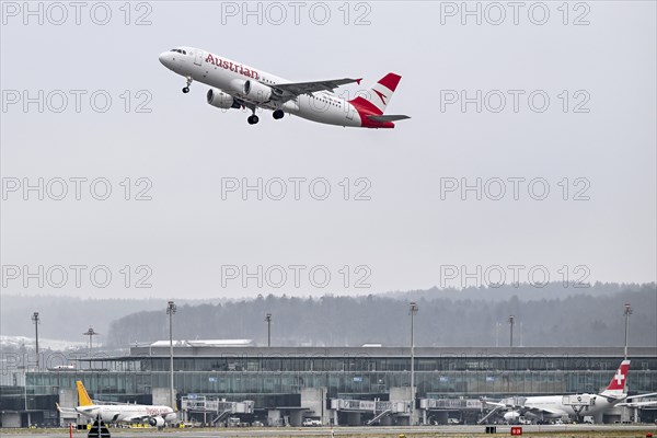 Aircraft Austrian Airlines, Airbus A320-200, OE-LBL, Zurich Kloten, Switzerland, Europe