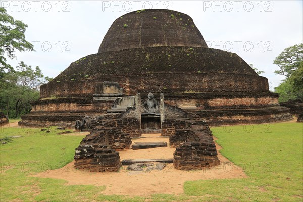 Pabula Vihara temple, UNESCO World Heritage Site, the ancient city of Polonnaruwa, Sri Lanka, Asia