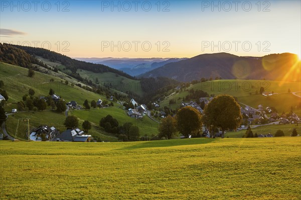 Sunrise, Hofsgrund, Oberried, Schauinsland, Black Forest, Baden-Württemberg, Germany, Europe
