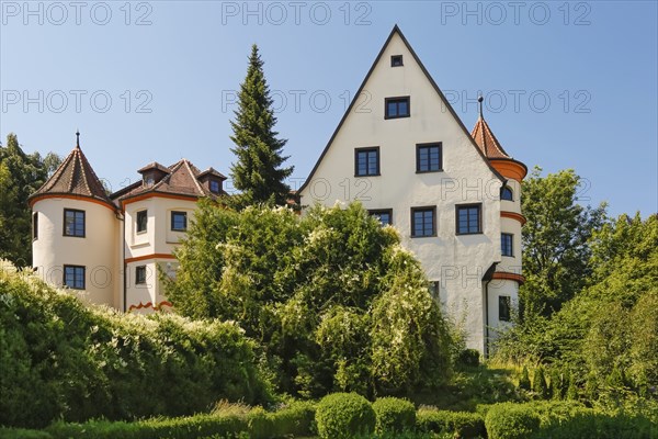Neufra Castle, park, the historic hanging garden of Neufra, Renaissance garden built by Count Georg