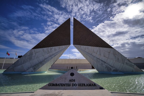 Monumento aos Combatentes do Ultramar, Monument to the veterans, fallen soldiers, from overseas,