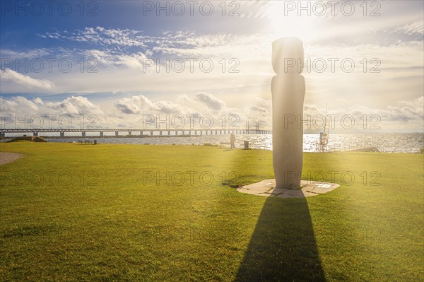 Öresund Bridge, Öresund shore, Malmö, Sweden, obelisk, meadow, sunset, backlight, public ground,