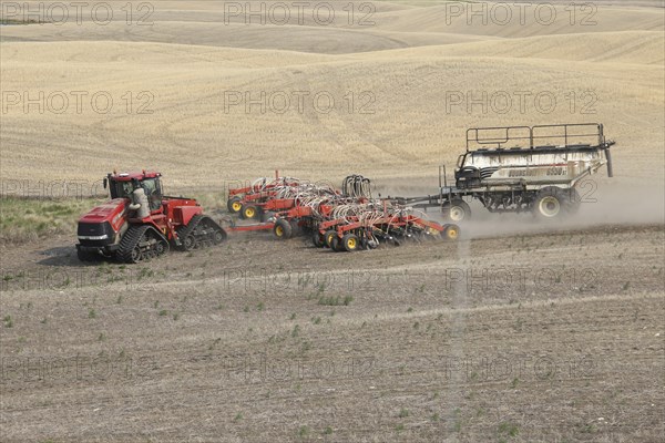 Seeding in Saskatchewan drought conditions Agriculture Canada