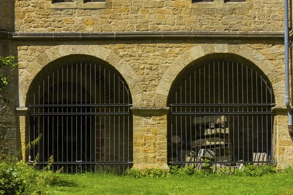 The imperial palace of Goslar covers an area of around 340 by 180 metres, situated at the foot of