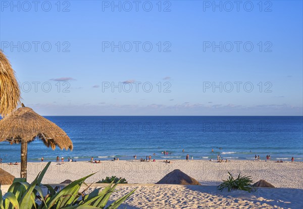 Playa Delfines (Dolphin Beach) nicknamed El Mirador (The Lookout) – one of the most scenic public